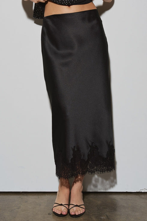 MIDNIGHT LACE ELEGANCE SKIRT