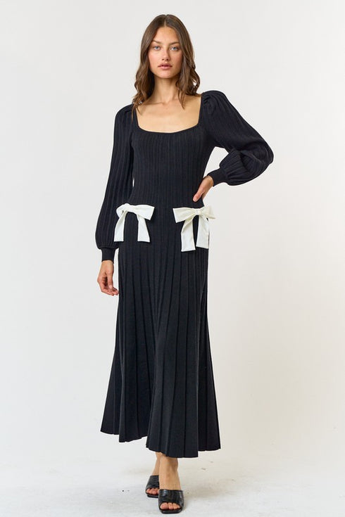SQUARE NECK MAXI DRESS WITH RIBBON DETAIL