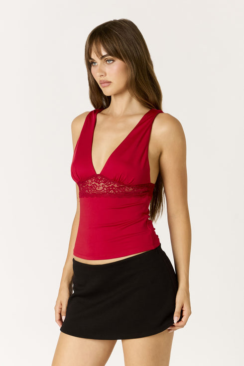 SCARLET ROMANCE LACE TOP