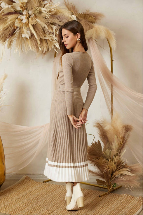 WAIST BELT PLEATED DRESS