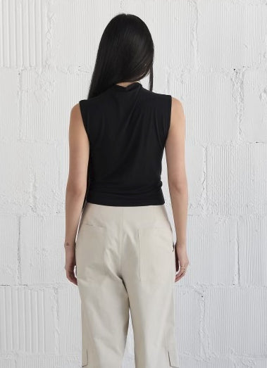 THE PORTIA BLACK TOP