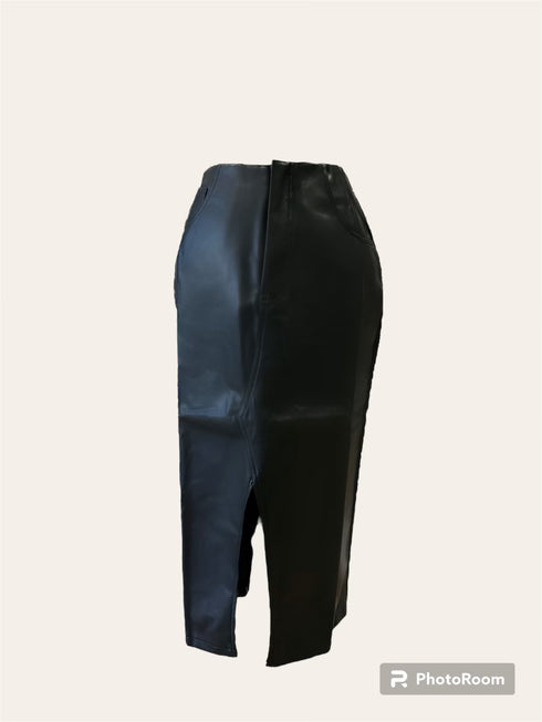 BLACK MIDI LEATHER SKIRT