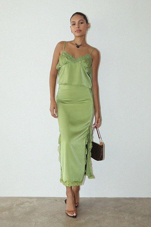 SATIN SIDE OPEN CAMI TOP