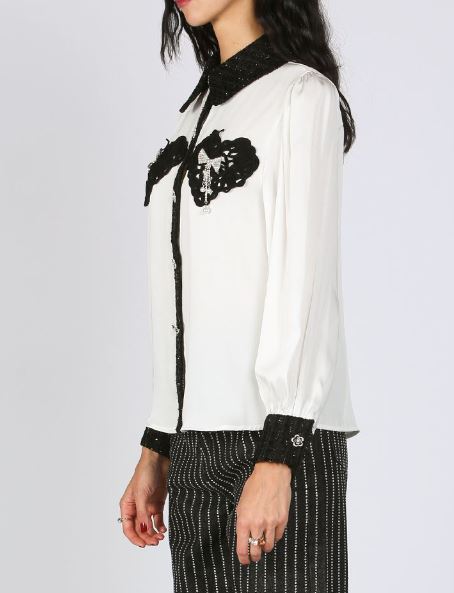 WHITE BUTTON W/BLACK HEARTS