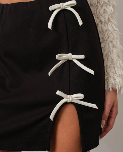 RIBBON MINI SKIRT