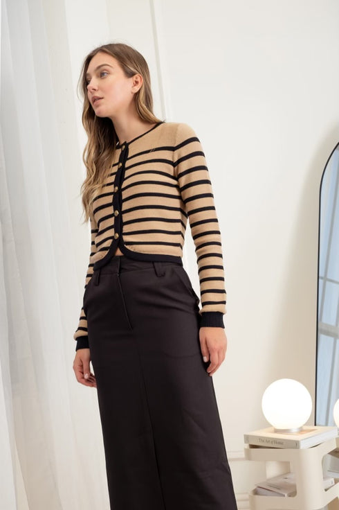 STRIPE ROUND NECK BUTTON CARDIGAN