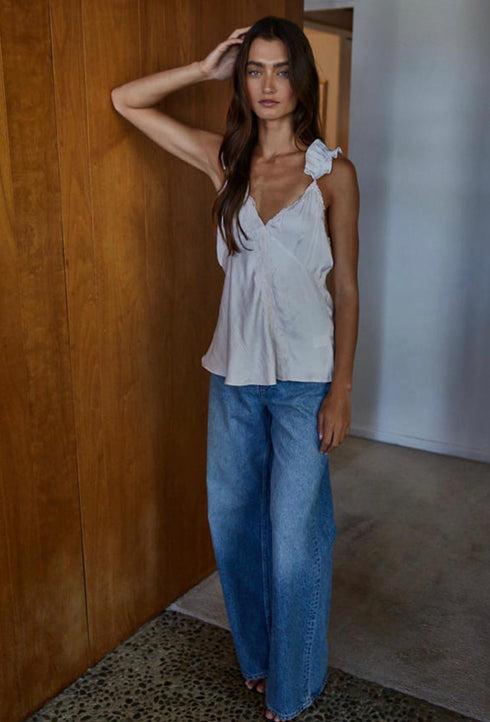 RUFFLE GRACE TOP
